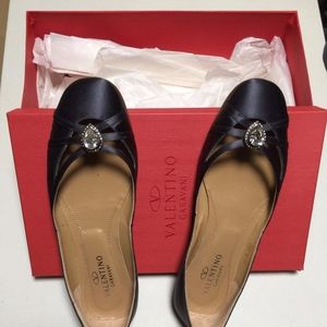Valentino Garavani Blue Satin w/Crystal flats Sz8